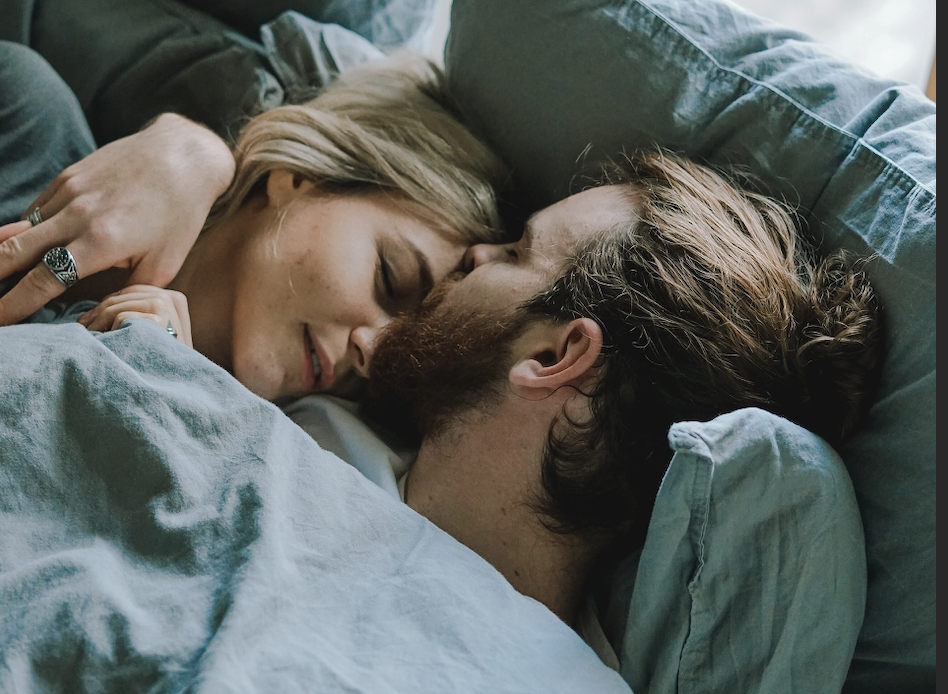 8 Signs of Female Arousal - PHOENIX | Rise Again